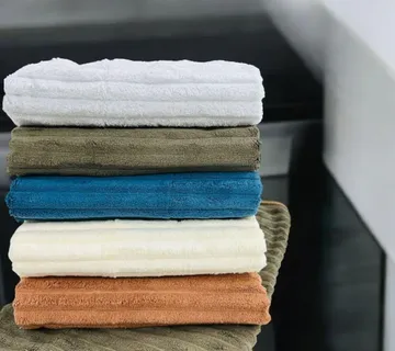 Mikrofibra ručnici jednobojni ( veliki ili mali ) - cover