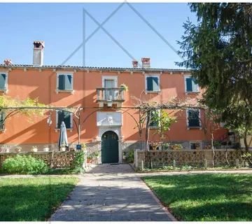 Barokni ljetnikovac Battiala-Lazzarini. - cover