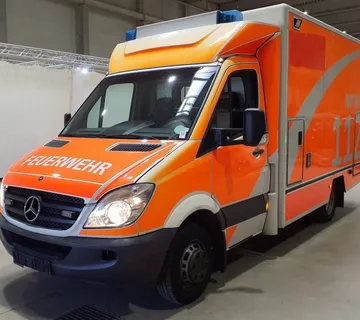Mercedes-Benz Sprinter 416CDi N2 Automatik SANITETSKO VOZILO 9.900€ - cover