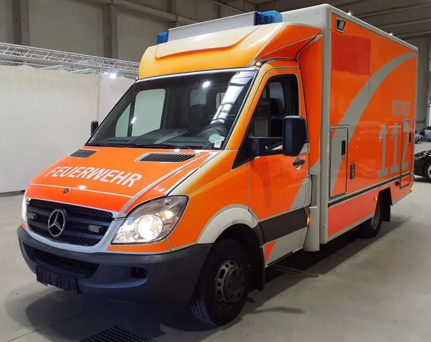 Mercedes-Benz Sprinter 416CDi N2 Automatik SANITETSKO VOZILO 9.900€ - cover