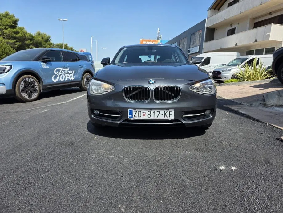 BMW serija 1 118d - cover