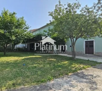 ŽMINJ OKOLICA, KUĆA 200m2 S OKUĆNICOM SA PUNO POTENCIJALA (prodaja) - cover