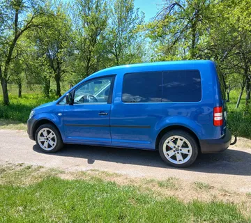 VW Caddy 1.6 TDI - cover