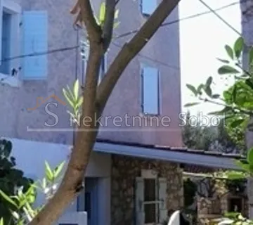 Unije - Kuća, 240 M2 Prodaja - cover