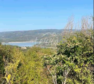 Zemljište sa pogledom na jezero Butoniga - cover