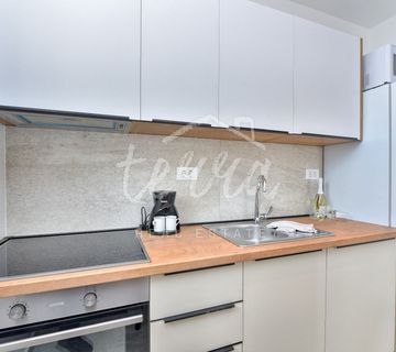 Fažana, okolica, prekrasna Villa sa pogledom na more - cover