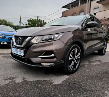 Nissan Qashqai 1,3 DIG-T 160ks, AUTOMATIK, SERVISNA, JAMSTVO, REG. 1 G - cover