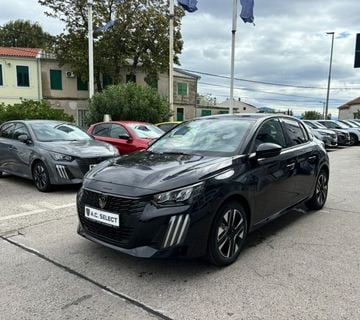 Peugeot 208 Allure PURETECH 100 - 2025. - TEST VOZILO! - cover