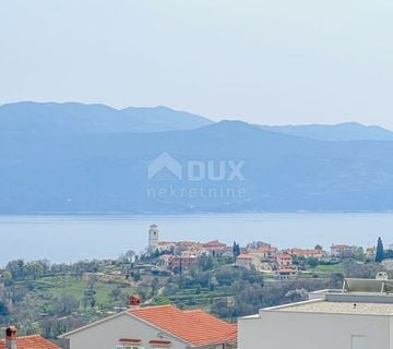 OPATIJA, BRSEČ - građevinsko zemljište od 1100m2 s direktnim pogledom na more na mirnom mjestu - cover