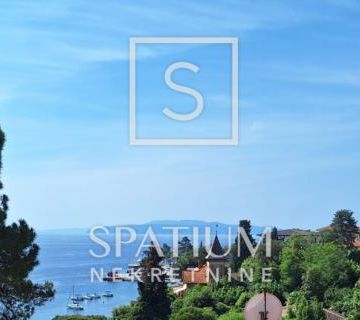 OPATIJA, STAN U STROGOM CENTRU S POGLEDOM NA MORE - cover