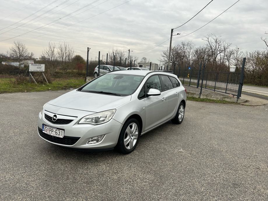 opel-astra-karavan-sports-1.7-cdti-servisna-knjiga-model-2012-slika-210526998