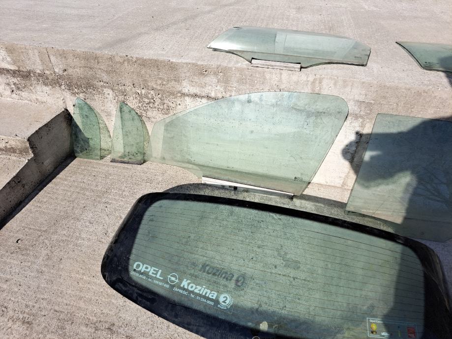 opel-dijelovi-auto-stakla-slika-213829290