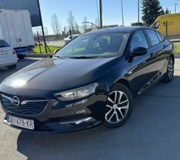 Opel Insignia 1,6 CDTI , MODEL. 2021. Sa Prijepisom !! - cover