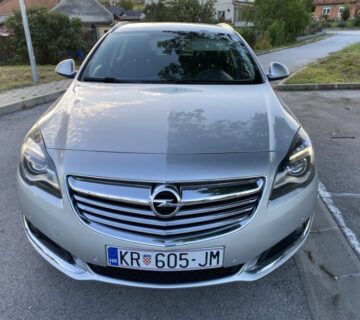 Opel Insignia 2,0 CDTI ecoflex - cover