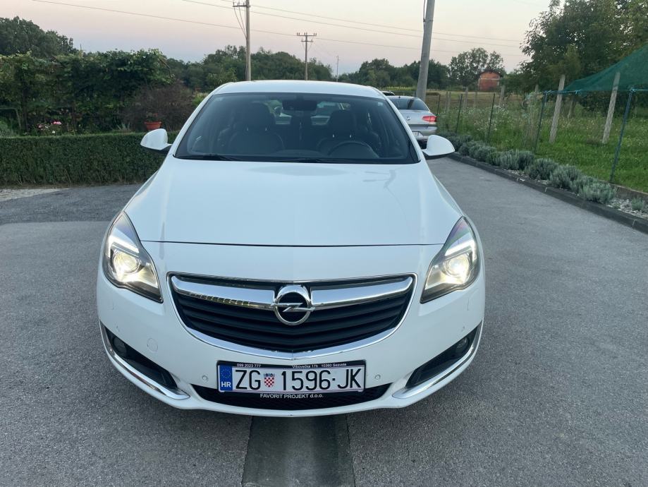 opel-insignia-2.0-cdti-sport-slika-200240095