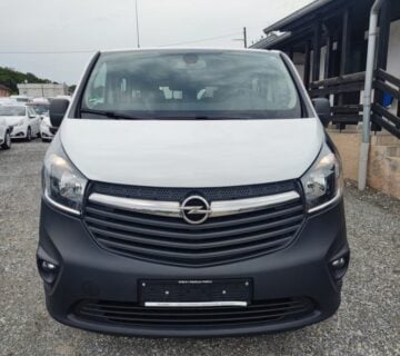 Opel Vivaro 1,6 CDTI 121ks 8+1 Klima Tempomat - cover