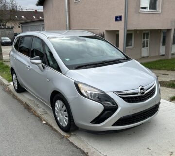 Opel Zafira 1,6 CDTI NAVIGACIJA TEMPOMAT EXTRA STANJE NA IME KUPCA - cover