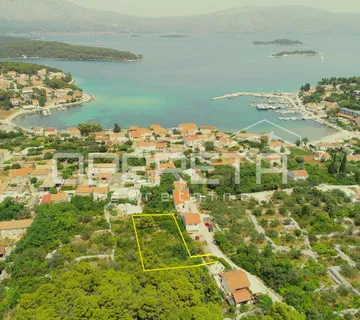 Građevinsko zemljište u Lumbardi s pogledom na more i blizinom plaža - cover