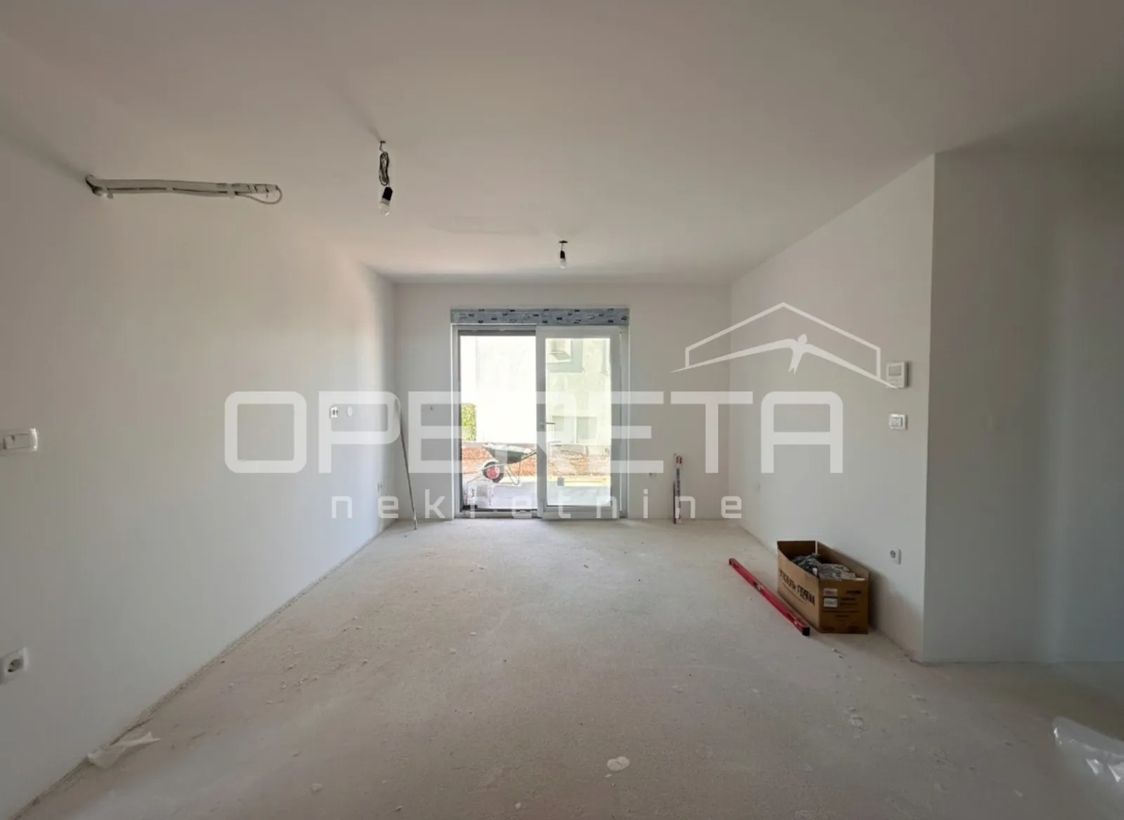 Stan u novogradnji s vrtom, Grebaštica, 70 m2 - cover
