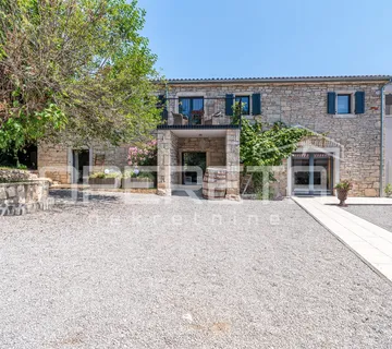 Istra, Poreč okolica-rustikalna kuća s bazenom i studio apartmanom - cover