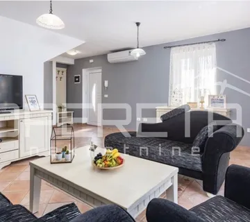 Prodaja, Kuća, Umag, Lovrečica, Dvojni objekt, 145m2