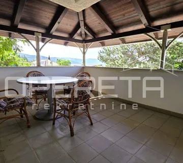 Apartman, Pogled Na More, Garaža, Skladište, Novi Vinodolski, 89 M2