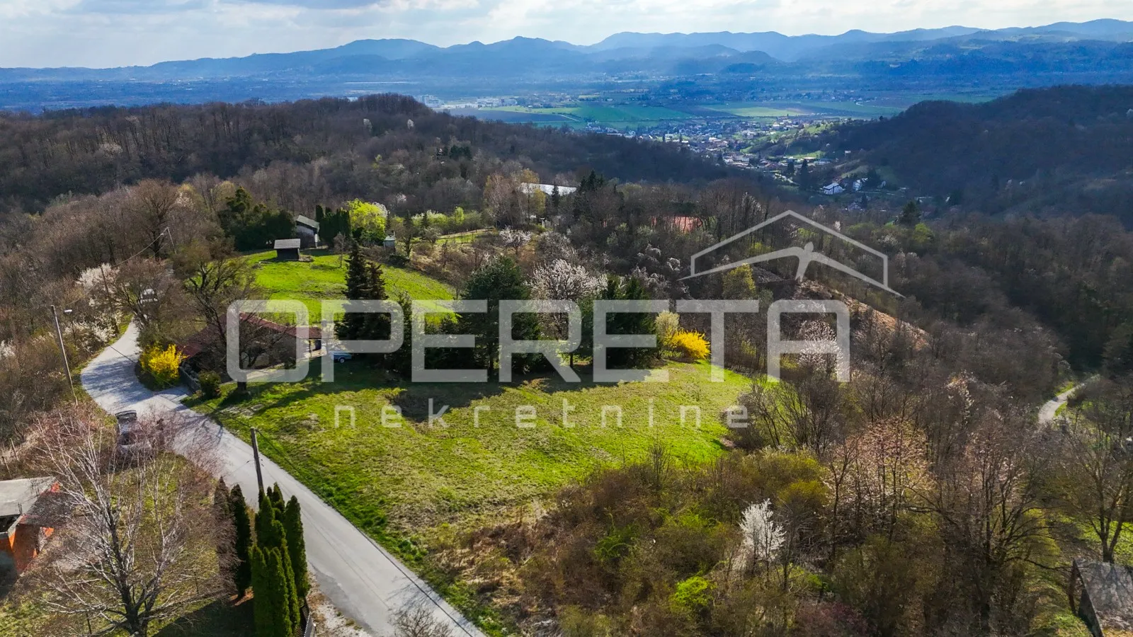 PRODAJA, GRAĐEVINSKO ZEMLJIŠTE S GRAĐEVINSKOM DOZVOLOM, DONJI  LADUČ, VINOGRADSK - cover