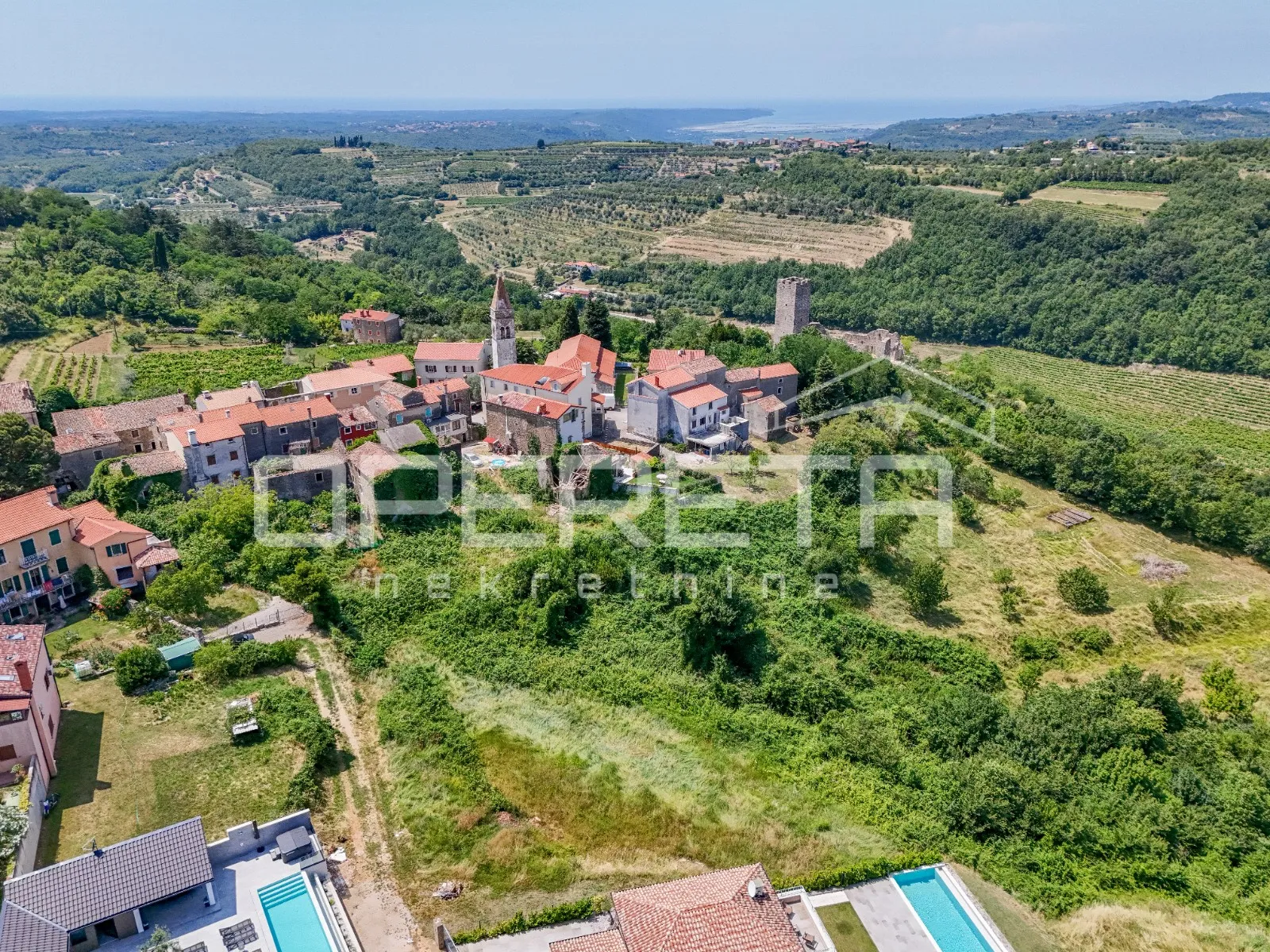 Momjan, Momjan, 592,00 m2, 99.000,00 EUR - cover