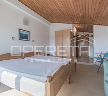 Istra, Vrsar- studio apartman - cover
