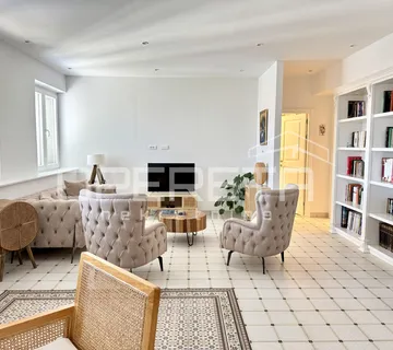 Bačvice – 101 m², 3 spavaće, lokacija blizu mora i grada - cover