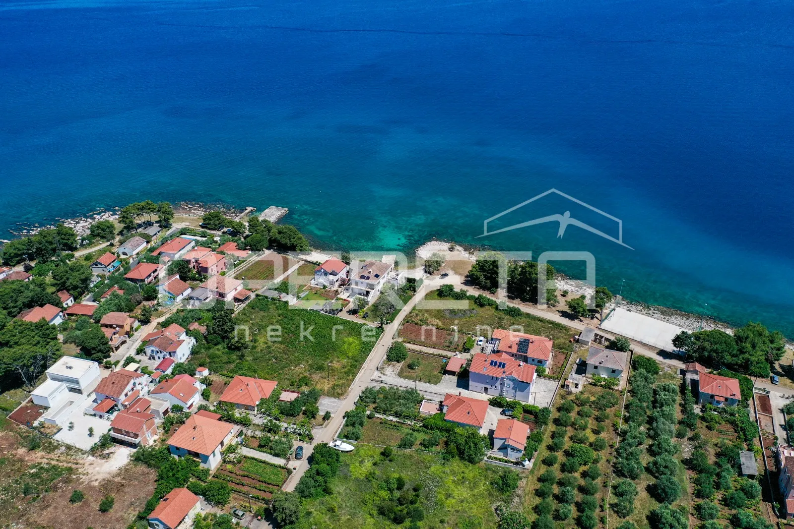 Građevinsko zemljište 40 m do mora, 625 m², Ugljan, Zadar - cover