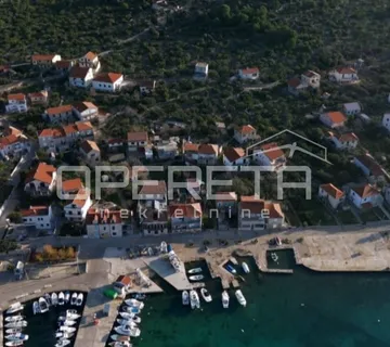 Otok Kaprije, građevinsko zemljište, 636 m2 - cover