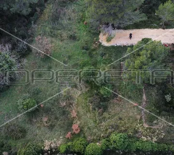 Građevinsko zemljište u elitnom djelu Medulina 758m2
