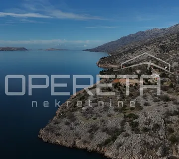 NVESTICIJSKO ZEMLJIŠTE – PRVI RED DO MORA, TURISTIČKA NAMJENA - cover