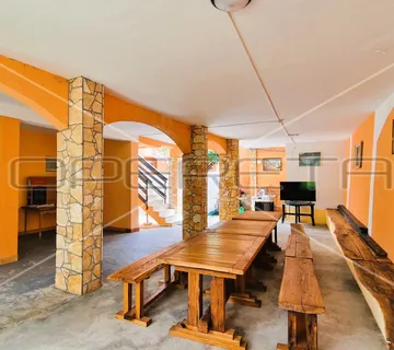 INVESTICIJA, apartmanski objekt, pogled, parking, konoba, Pag, 363 m2, - Bošana, Pag