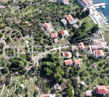 Građevinsko zemljište, 637 m2, 100 m do mora, otok Prvić - cover