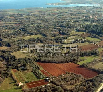 Građevinski teren okružen prirodom – idealno za premium vile - cover