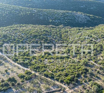 Povlja, Povlja, 7.647,00 m2, 76.470,00 EUR