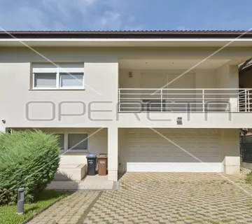 Prodaja, Kuća, Maksimir, Dotrščina, Samostojeća, 450m2 - Zagreb