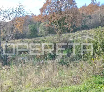 Atraktivno građevinsko zemljište 982 m² s pogledom na more blizu Opatije - cover