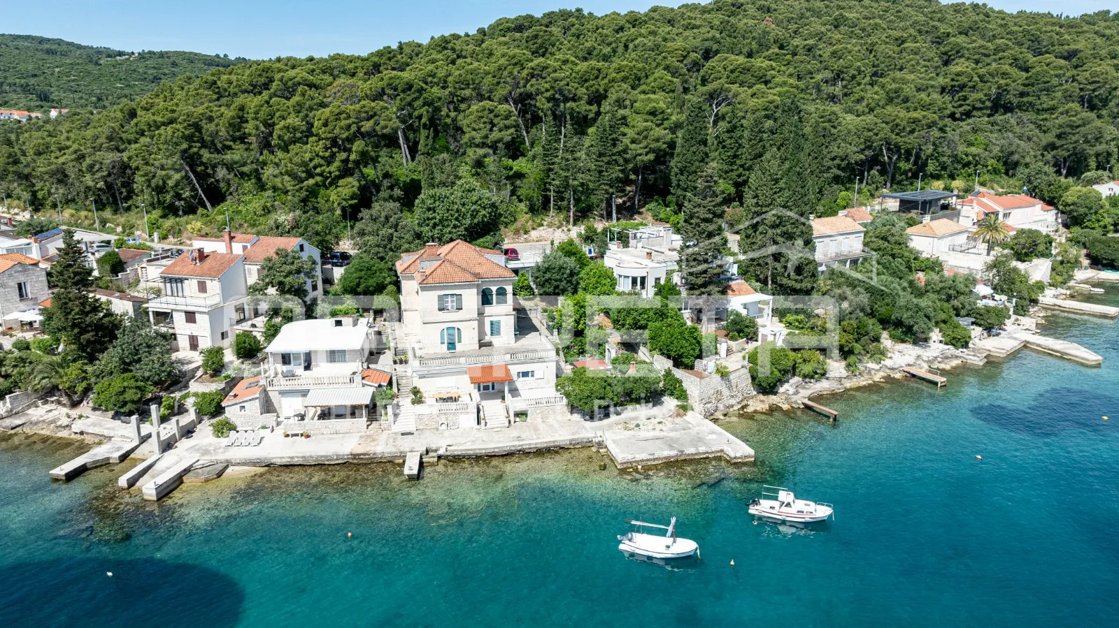 Dvije jedinice prvi red do mora, terasa i vrt, Korčula - cover