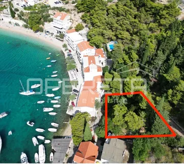 Građevinsko zemljište 488 m2 drugi red do mora - cover