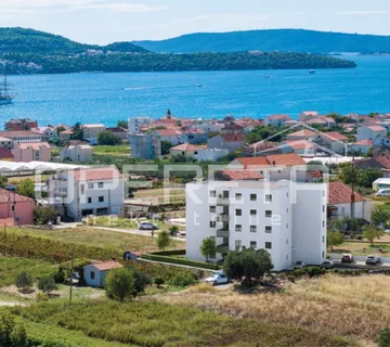Seget Donji-Ekskluzivan stan u novogradnji kraj Trogira - Seget Donji, Seget