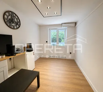 Stan 44 m² , Dobri – mirno, mogućnost poslovne namjene ili stanovanja - Split