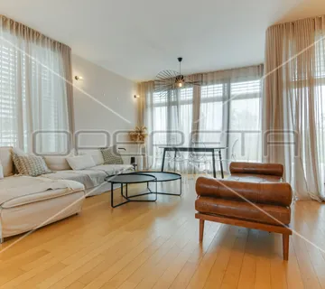 NAJAM, KUĆA, ZAGREB, GOLF TERENI, BLATO, 160m2