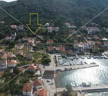 Građevinsko zemljište, 130 m do mora, površina 426 m2, Kali, Ugljan