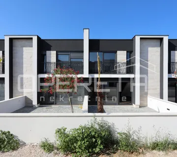 Prodaja, Stan, Privlaka, Privlaka, 4s, 108m2