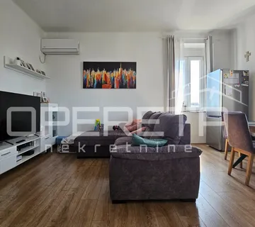 Zadar, Kolovare – Kolovare, Zadar – Prostrani stan 3S+DB s garažom - cover