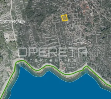 Drvenik Veliki - poljoprivredno zemljište  - investicijska prilika! - cover