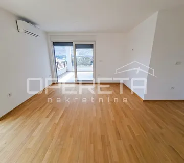 Stan u novogradnji, 61m2, Šibenik- okolica - cover